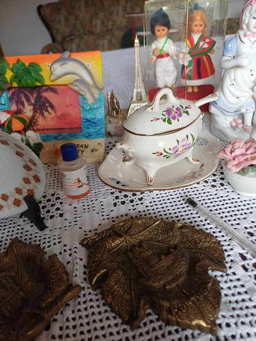 Peças decorativas diversas