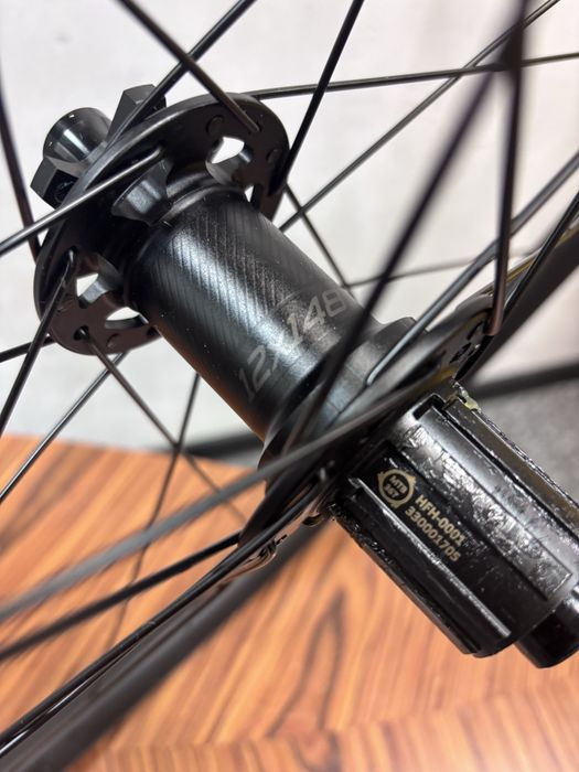 Koła Specialized 29 cali / Boost / Tubeless Ready / 6 śrub