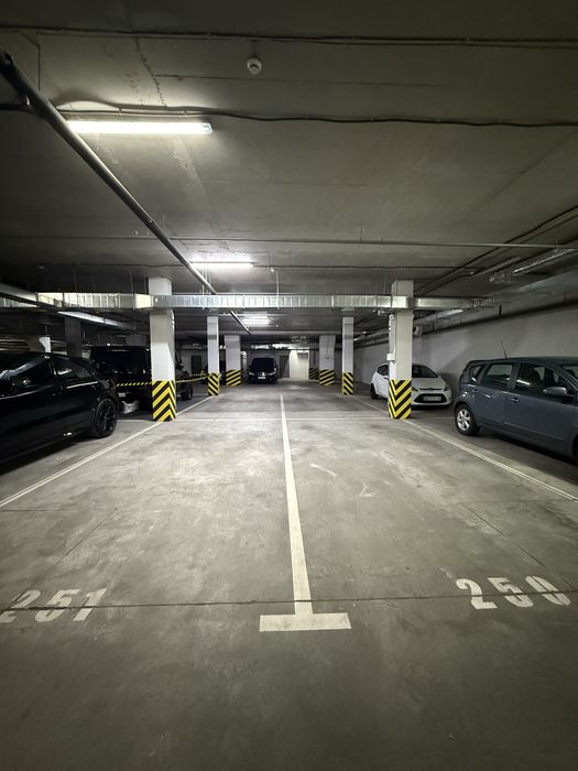 Продам паркинг ЖК Пятый Континент Набережная Победы Днепр