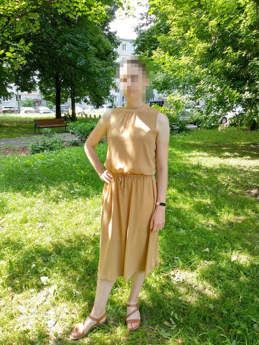 Beżowa sukienka boho rozmiar M