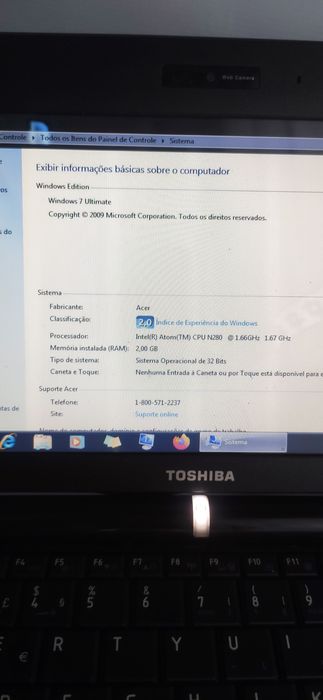 Computador portátil Toshiba NB200