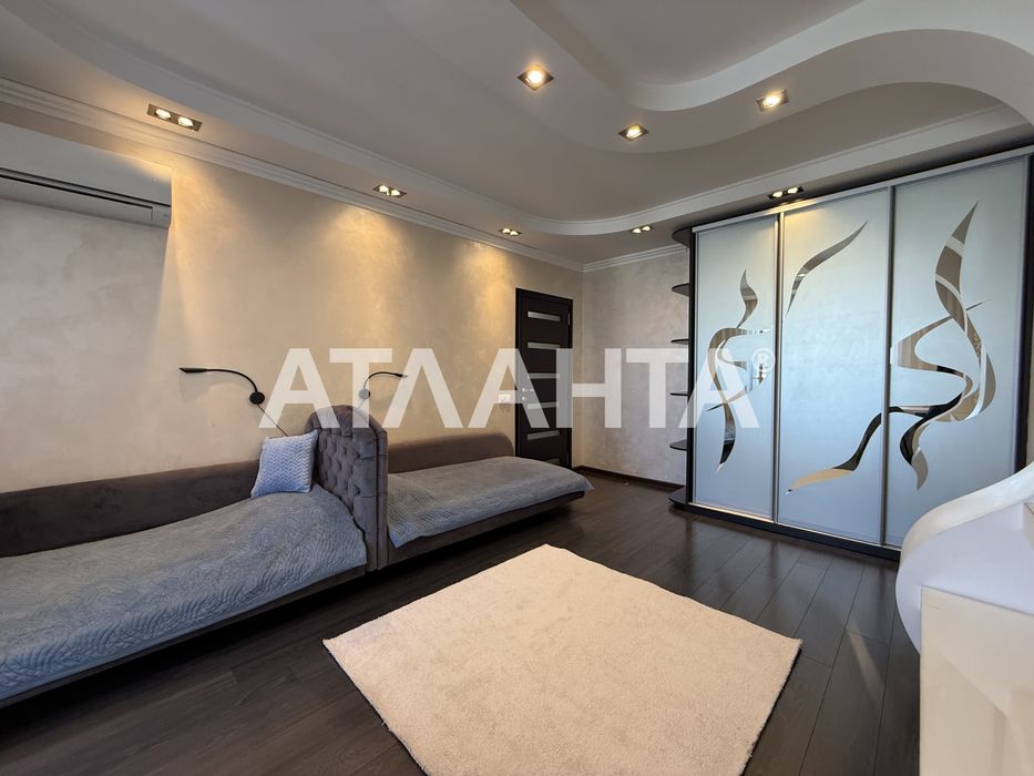 Оренда трикімнатна квартира Дарниця