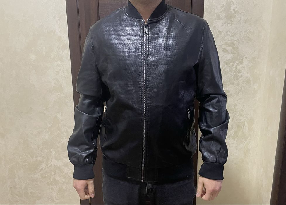 Куртка чоловіча шкірзас