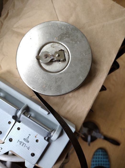 Рулетка,Отвес,Дрели элек.ручн.Ножницы по мет.Сверло больш.Стеклорезы