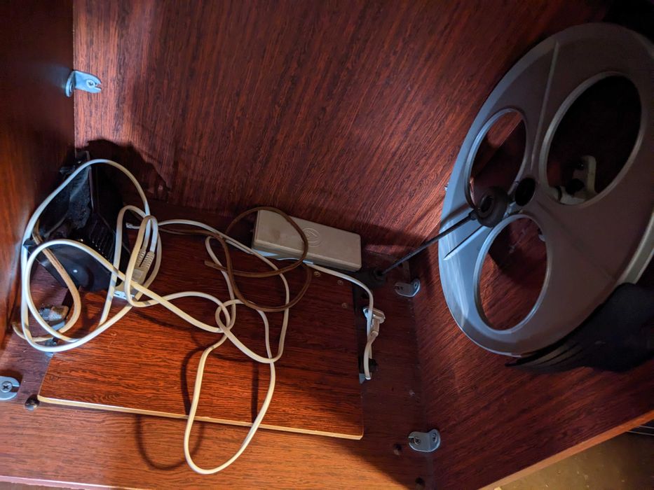 Швейна машинка Чайка 142 М