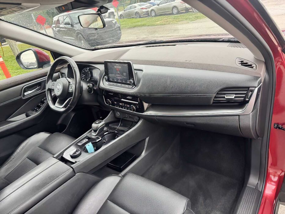 Nissan Rogue Platinum      2021