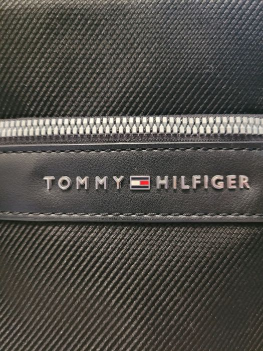 Tommy Hilfiger нова оригінальна чоловіча сумка