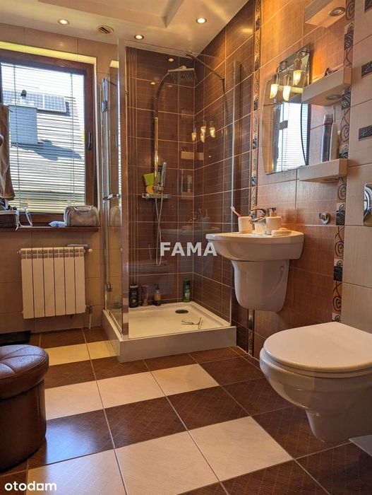 Dom wolnostojący 164 m2, działka 965 m2, Fabianki