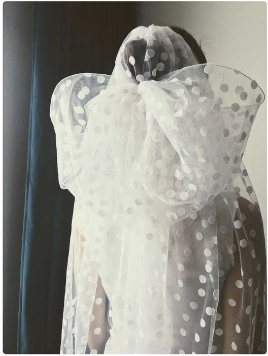 Rękodzieło: welon ślubny w grochy groszki kropki polka dot |biały/ecru