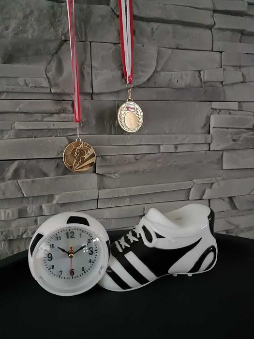 But piłkarski zegarek budzik dekoracja