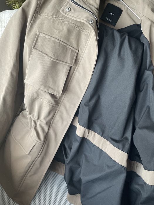 Куртка Mango  (вітровка) осінь-весна