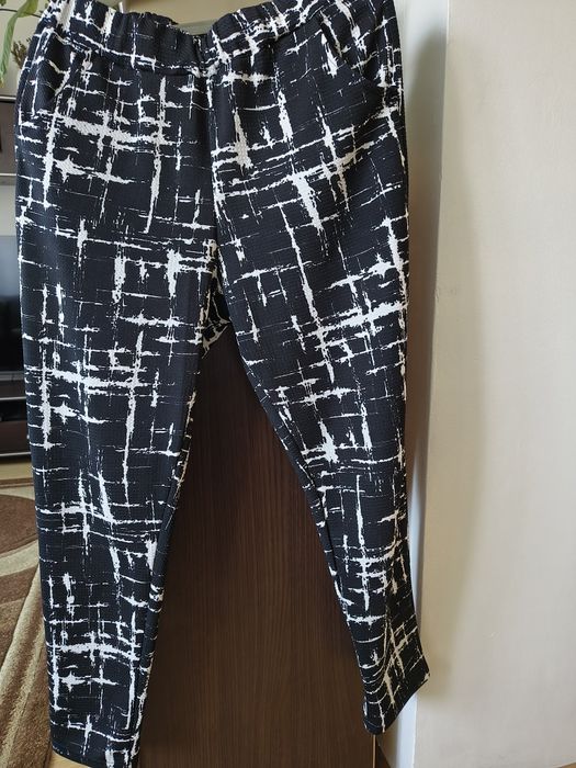 Spodnie damskie legginsy