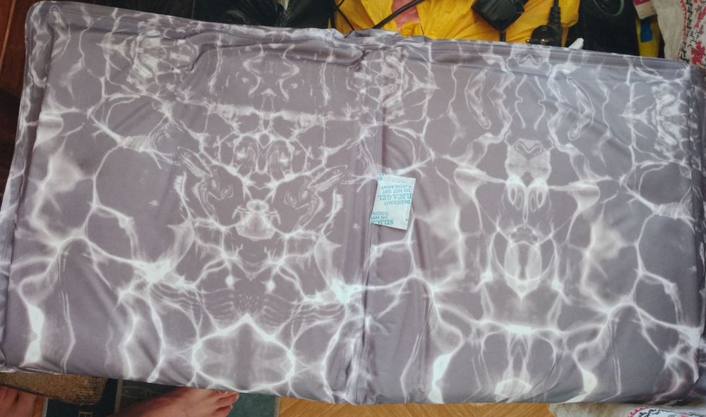 Охолоджувальний килимок для тварин