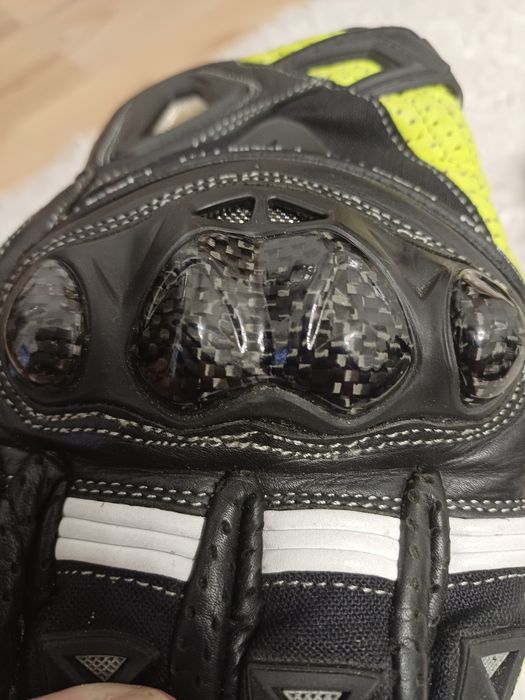 Luvas moto, ideais para moto desportiva.