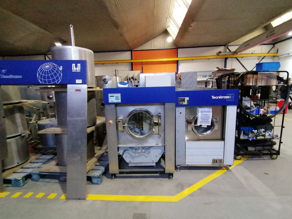 Máquinaria de Lavandaria Industrial Self service lares e Residências