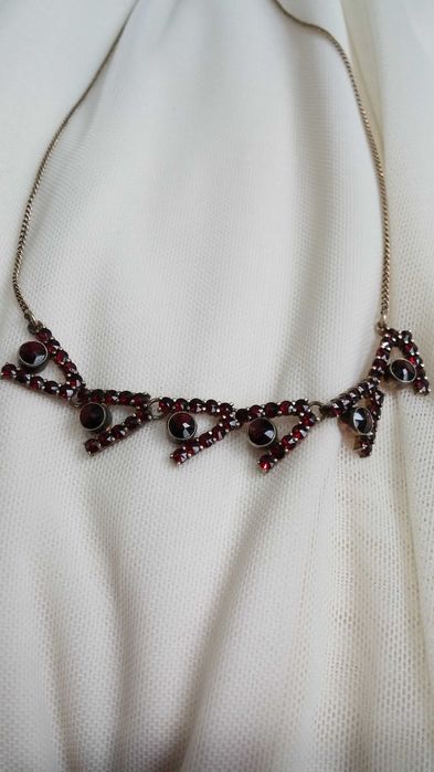 Колье винтажное. Натуральный Чешский Гранат. Серебро 900 проба.