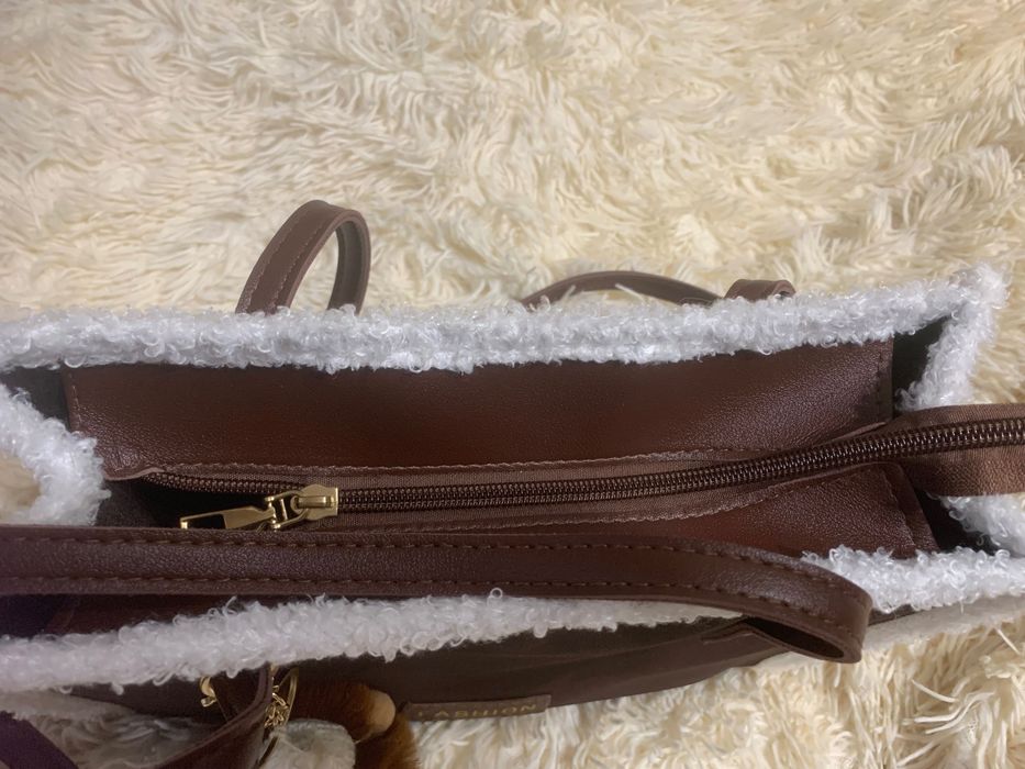 Актуальна сумочка з хутром