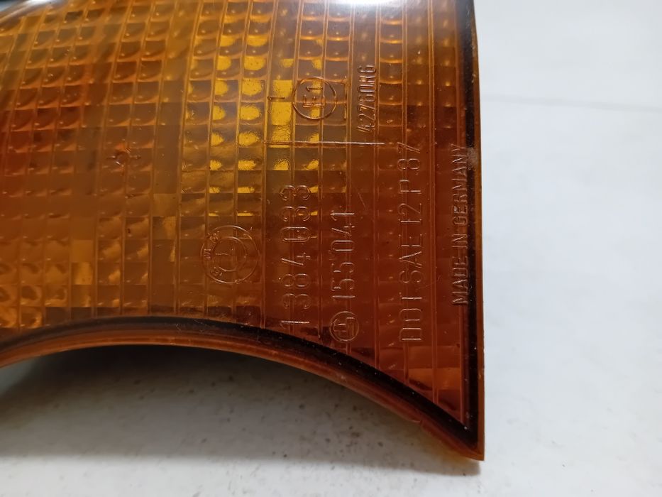 Kierunkowskaz BMW E34