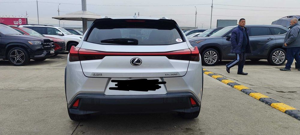 Lexus Ux 200 2021
