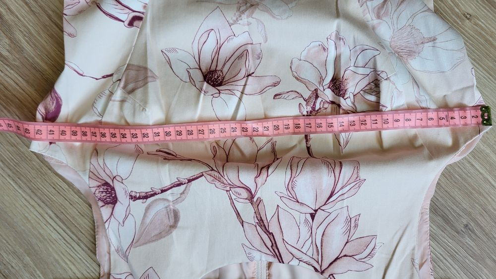 Sukienka Orsay kwiaty