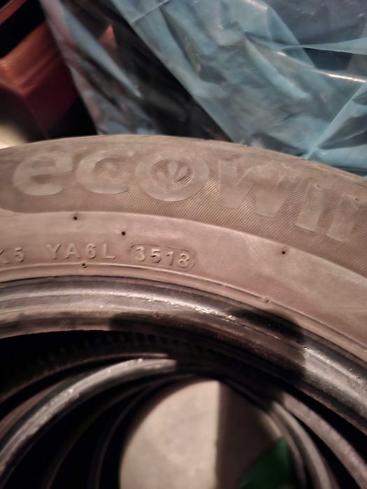 Komplet opon Kumho 185/60 R15