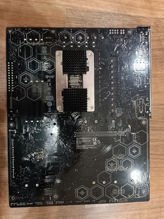 ASUS TUF Gaming B650-PLUS (AM5, DDR5) | Б/В