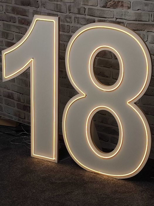 18 cyfra led  neon