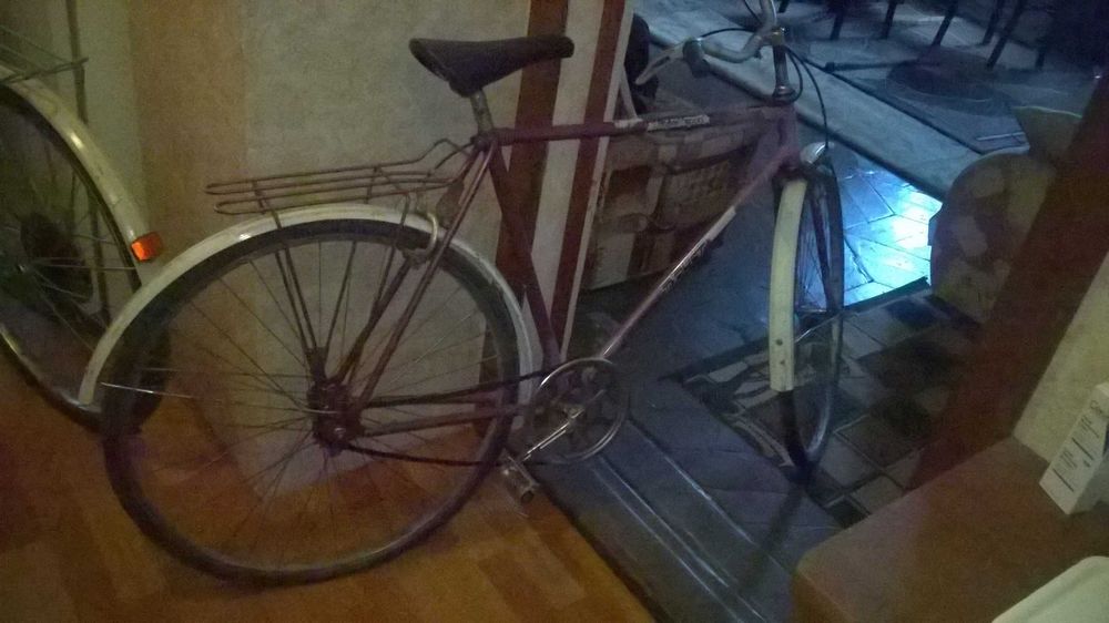 Продам велосипед " Турист" в хорошем состоянии.