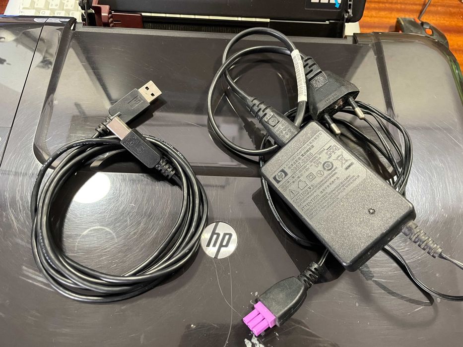 Impressora Multifunções HP Deskjet 3050