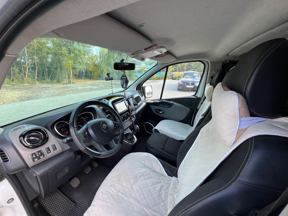 Renault Trafic (повний пасажир)