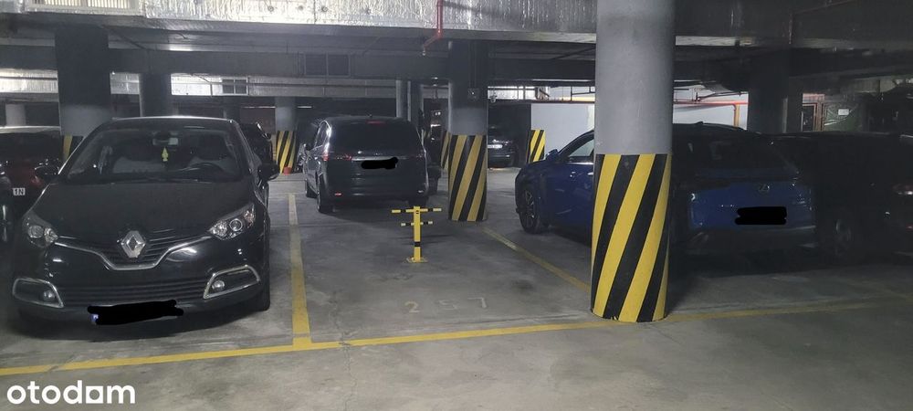 Miejsce parkingowe w garażu podziemnym Belgradzka 12 - metro Natolin