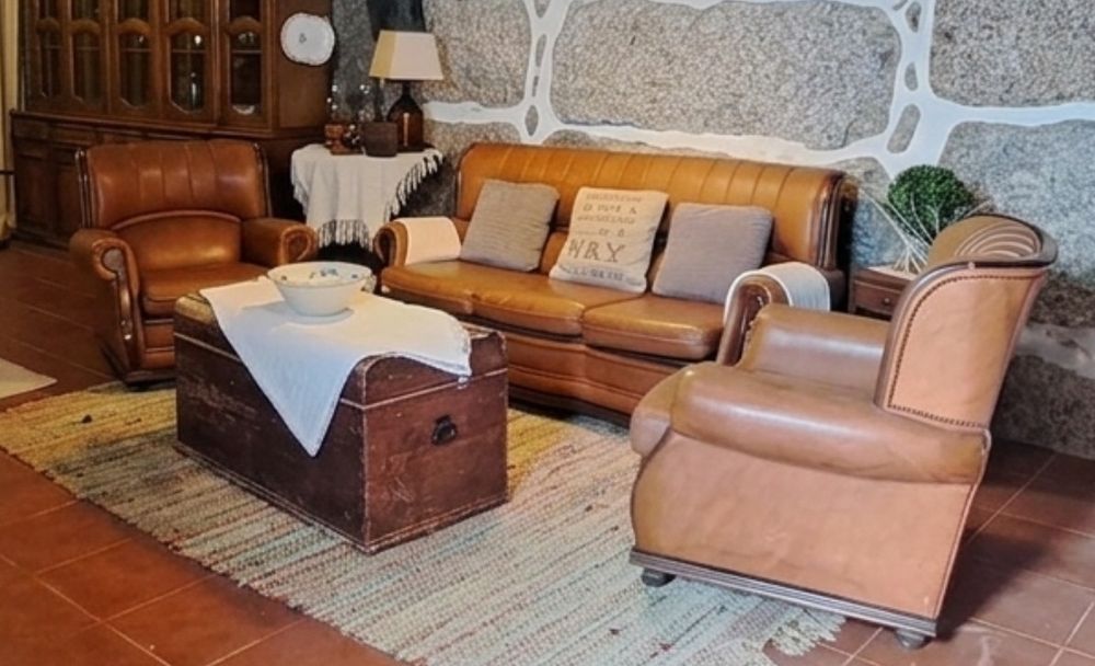 Terno de sofá cama couro