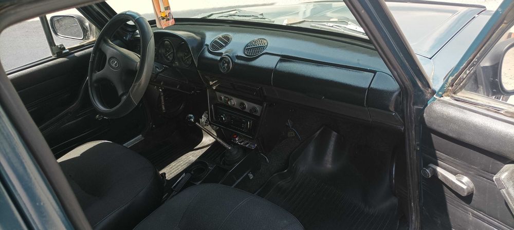 Автомобіль ВАЗ 2106