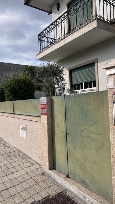 Gradiamento casa + portões - Ferro Maciço