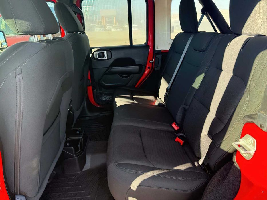 Jeep Wrangler      2021