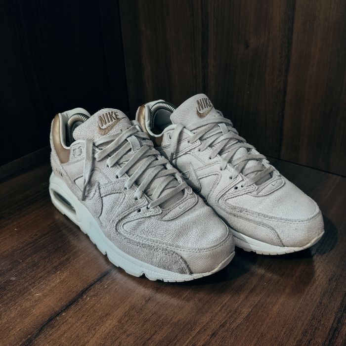 Nike Air Max Command premium 38