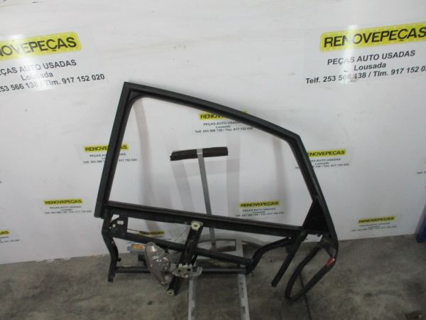 Elevador vidros trás esquerdo AUDI A6 (4B2, C5)
