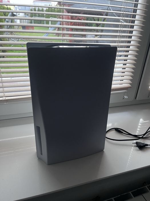 PlayStation 5 (fat)