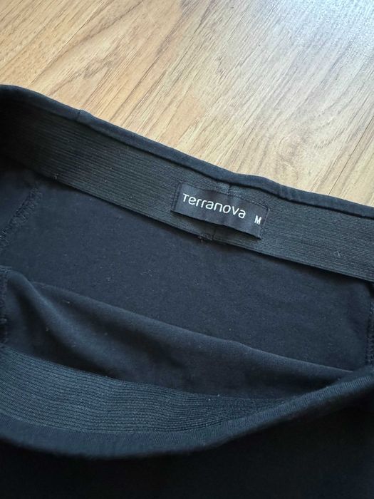 Spódnica czarna rozkloszowana M terranova bawełna