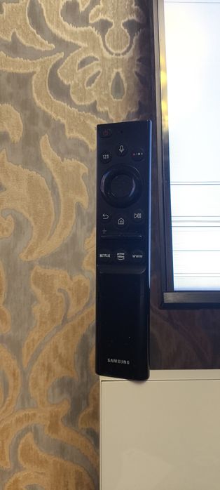 Телевізор Samsung 50AU8000U