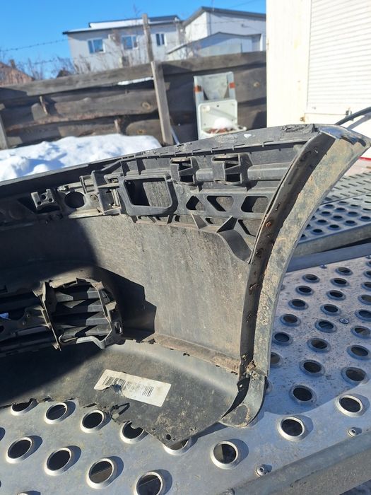 Бампер volkswagen golf 5