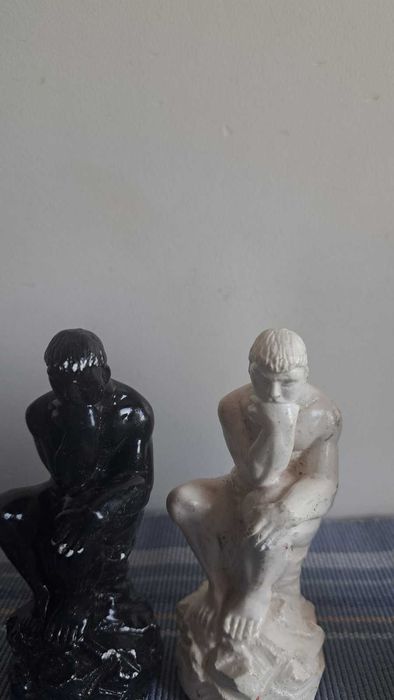 Kolekcjonerskie figury szachowe "Antyk / Myśliciel".  Vintage