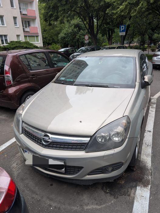Opel astra 2009 trzydrzwiowy hatchback  gtc1,6