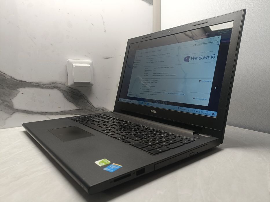 Laptop Dell Inspirion 15  SSD 128GB 8GB RAM i3