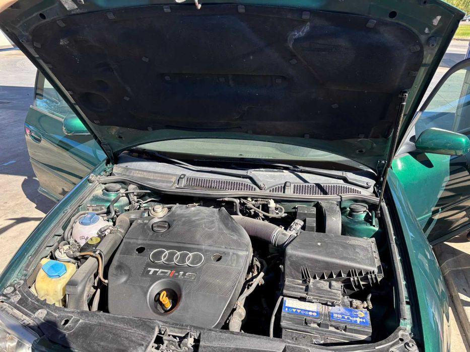 Audi A3 1.9 TDI 110 cv | 2000 | 5 portas | Inspeção válida