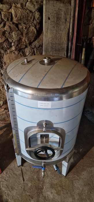Cuba em inox para vinho ou outros.