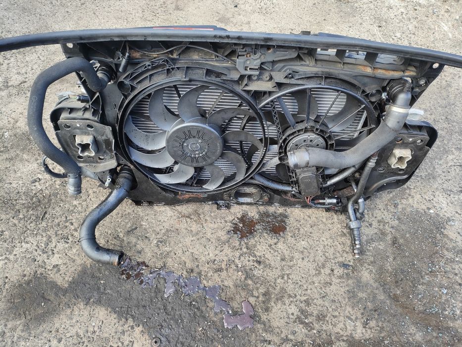 Audi A6 C6 2.7TDI Automat przedni pas belka chłodnice wentylatory wzmocnienie