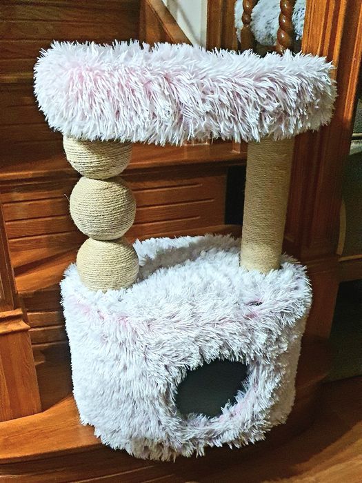 Drapak legowisko budka dla kota TRIXIE biało-różowy