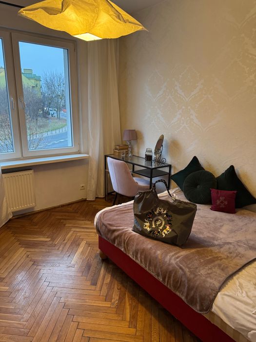 Mieszkanie 3-pok przy metrze - przytulne, przestronne, słoneczne