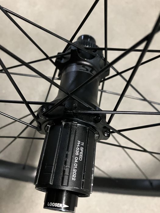Bundle Rodas e Pneus disco Estrada/Gravel